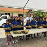 Students-with-fruit.jpg